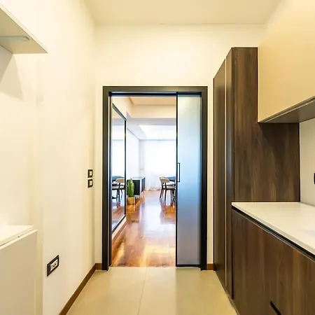 Appartement Chiaia-piazza Amedeo Close Metro Station And Sea Naples